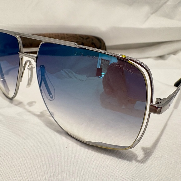 DITA MIDNIGHT SPECIAL DRX-2010-A TITANIUM PALLADIUM BLUE FLASH LENS; 100% AUTH. - Picture 2 of 7